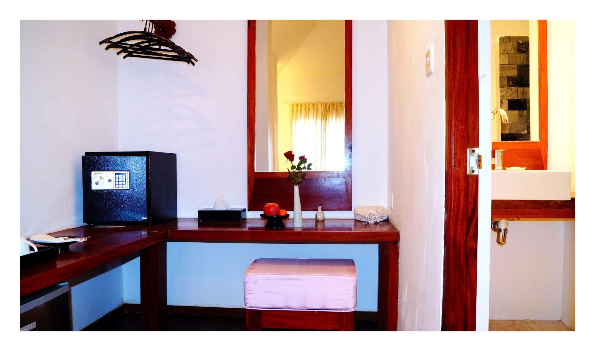 Oasis Hotel Nyaung-U Luaran gambar
